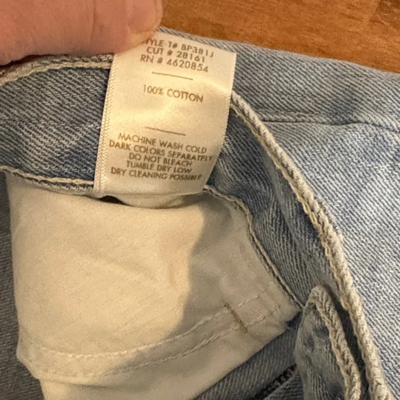 Just Black Women's Light Blue Ripped Straight Leg Jeans Size 26 - Picture 8 of 11